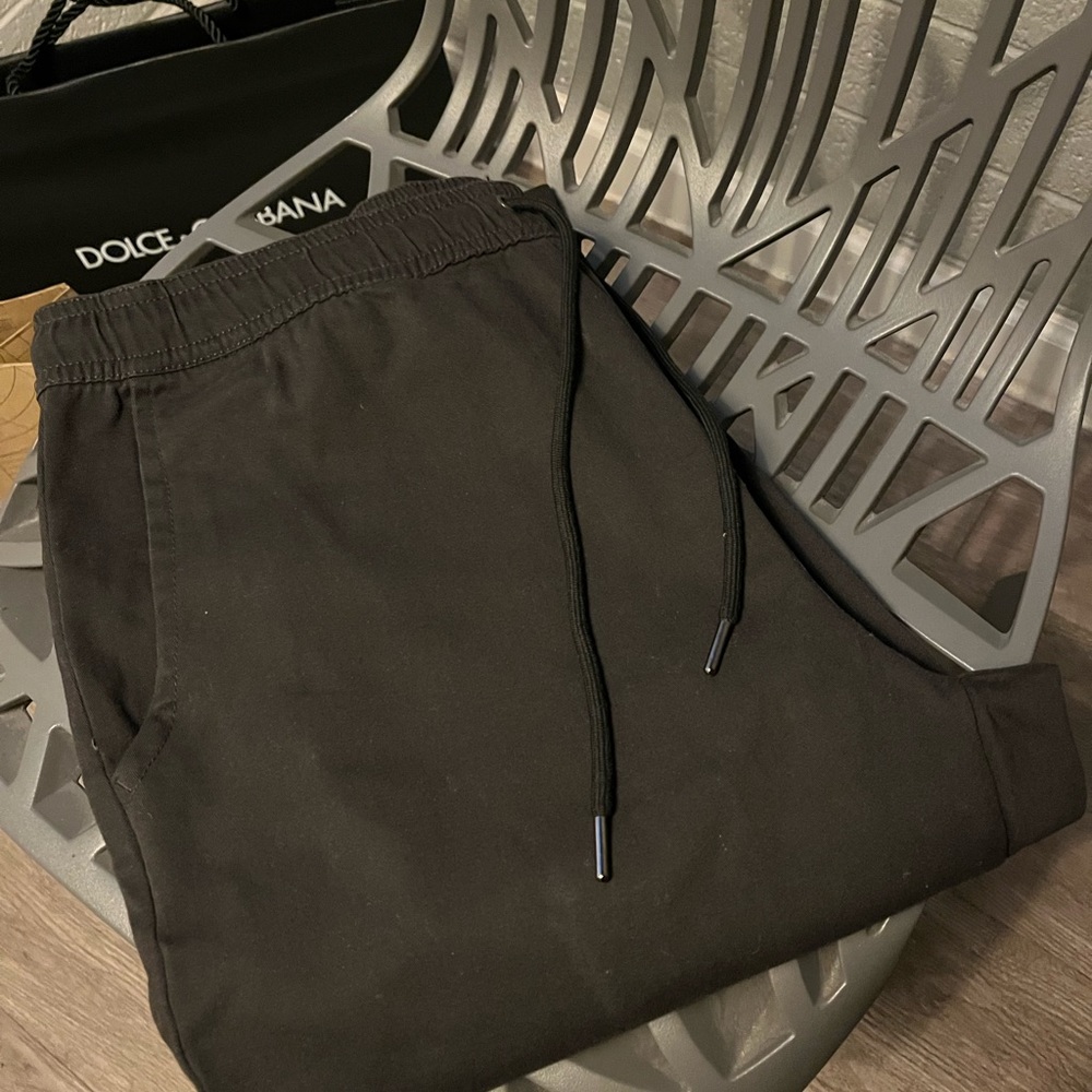 LYRA black pant size L slim fit